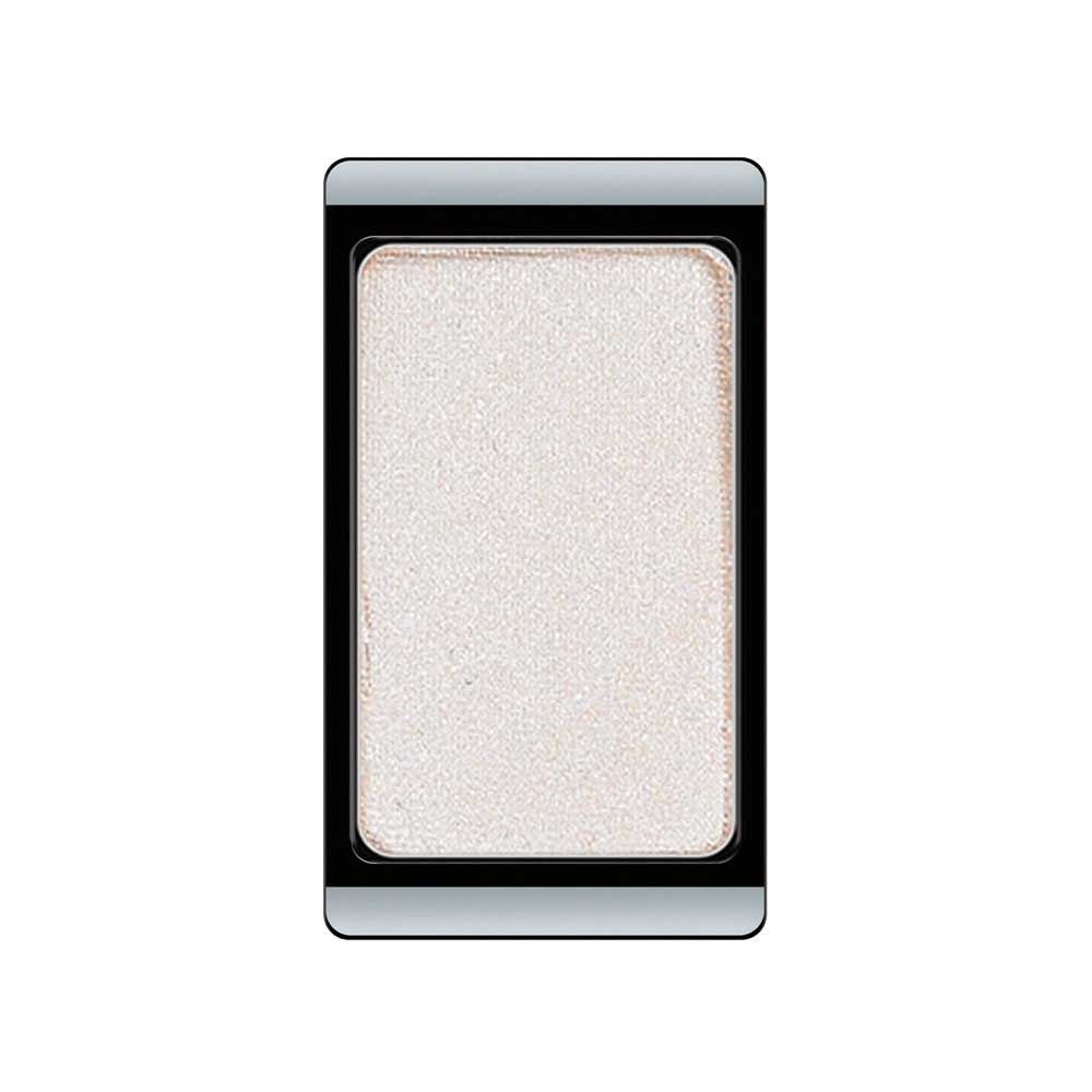 Eyeshadow pearl