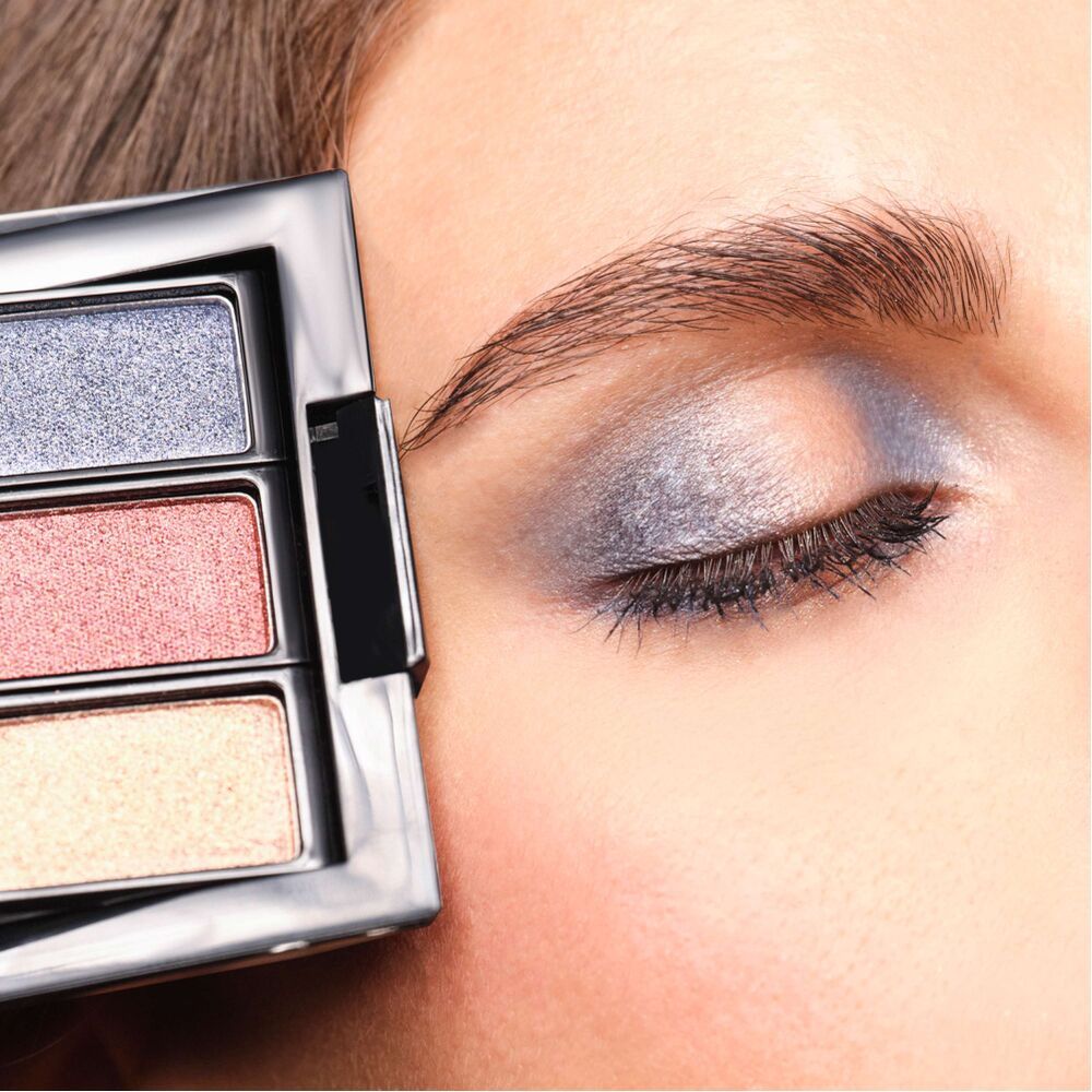 Eyeshadow pearl