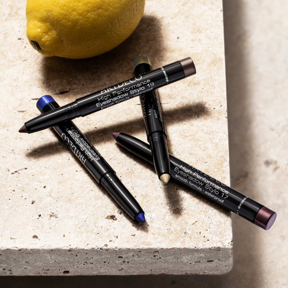 High Performance Eyeshadow Stylo