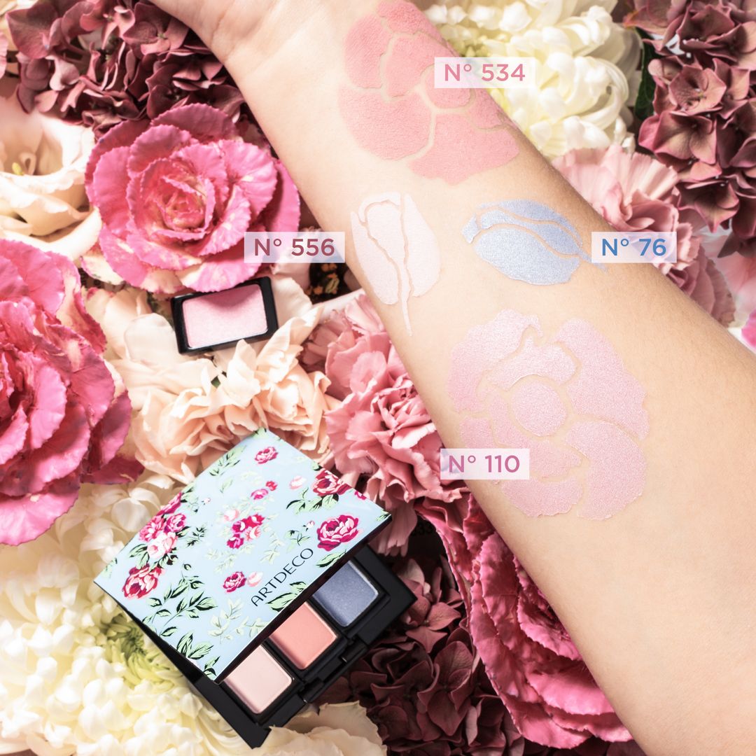 Eyeshadow pearl