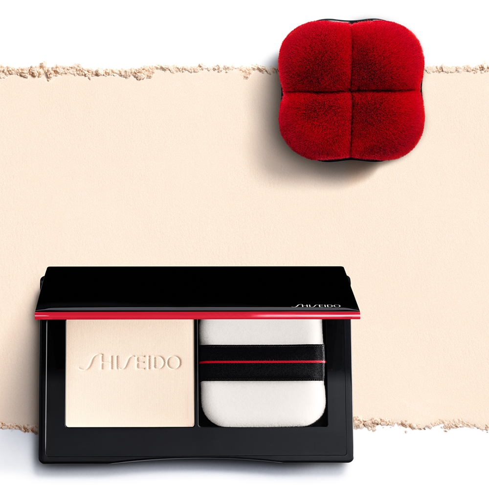 SYNCHRO SKIN Invisible Silk Pressed Powder