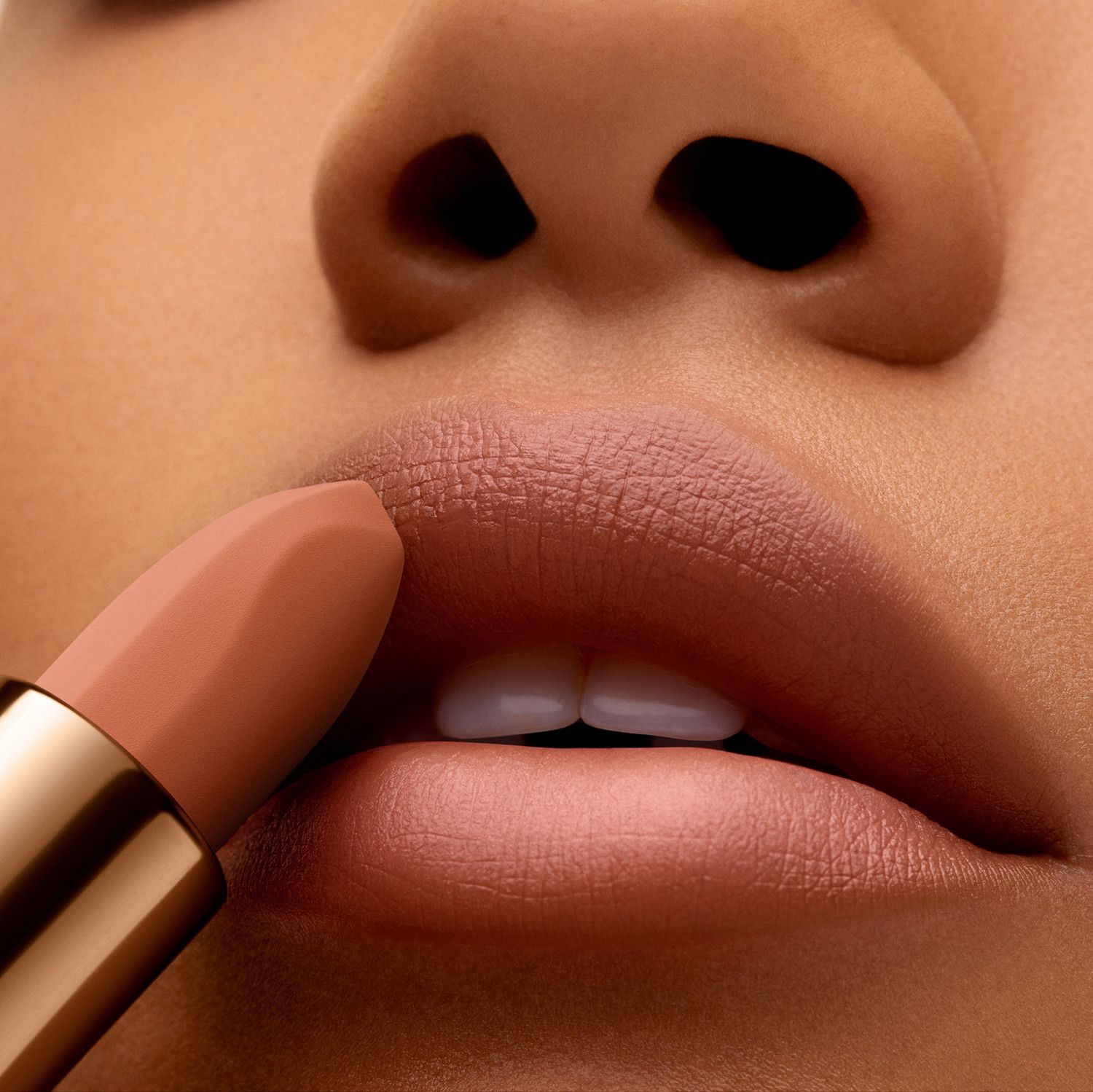 L'Absolu Rouge Intimatte