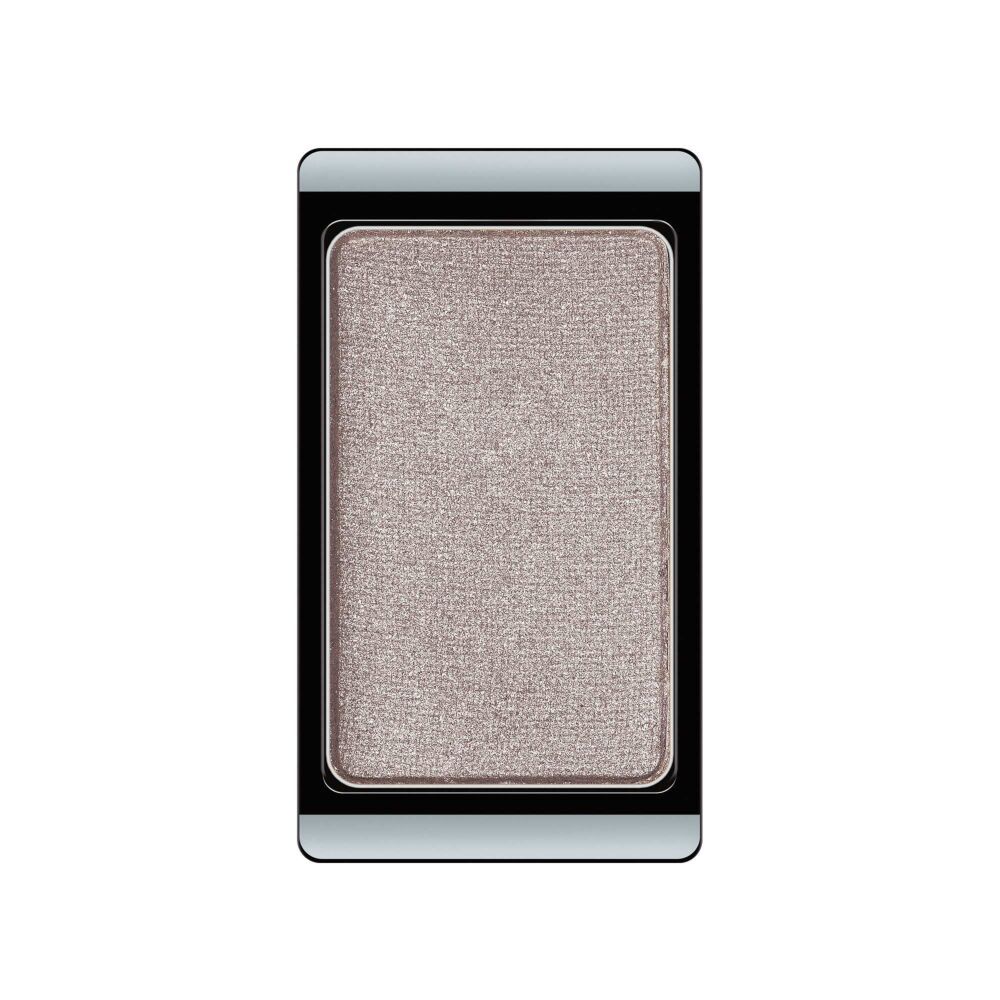 Eyeshadow pearl