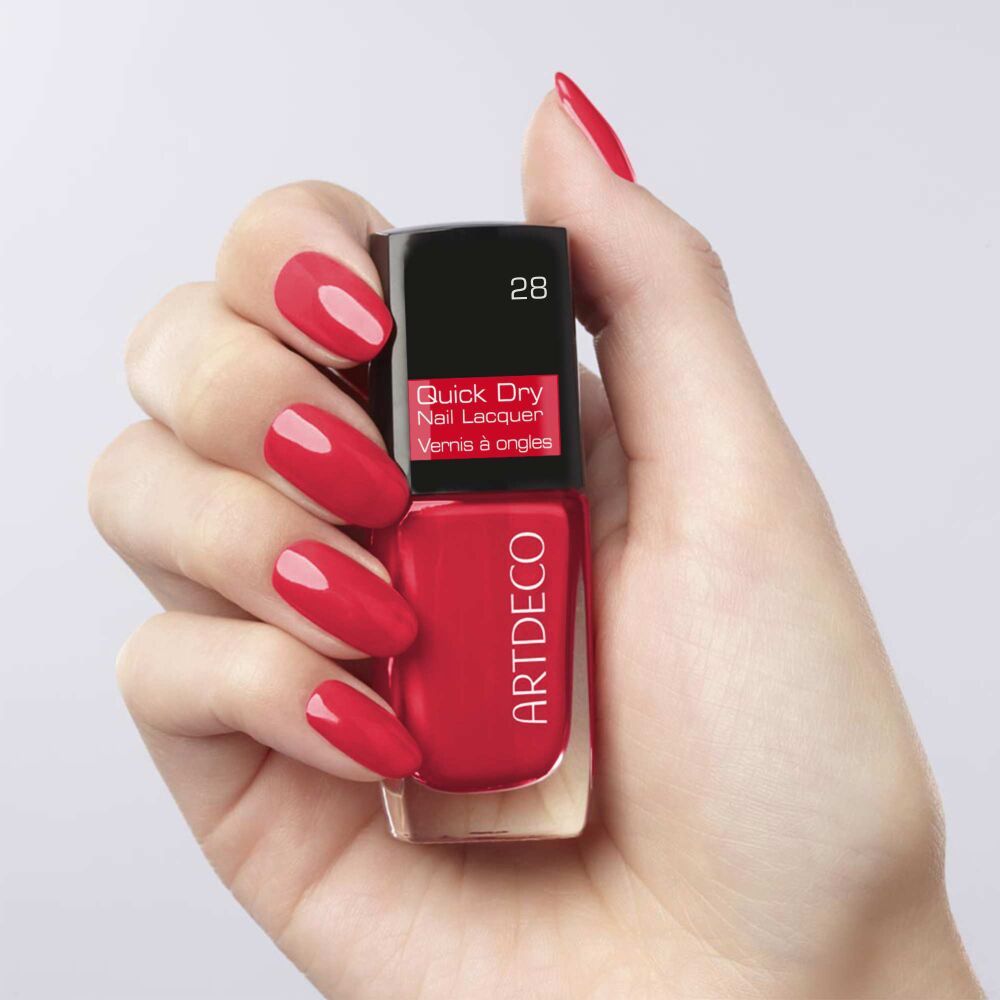 Quick Dry Nail Lacquer
