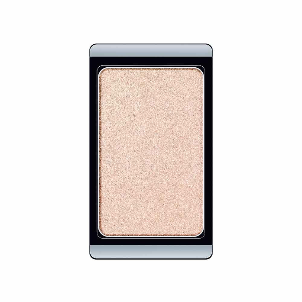 Eyeshadow pearl